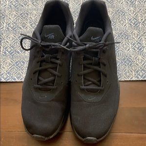 Men’s sneakers